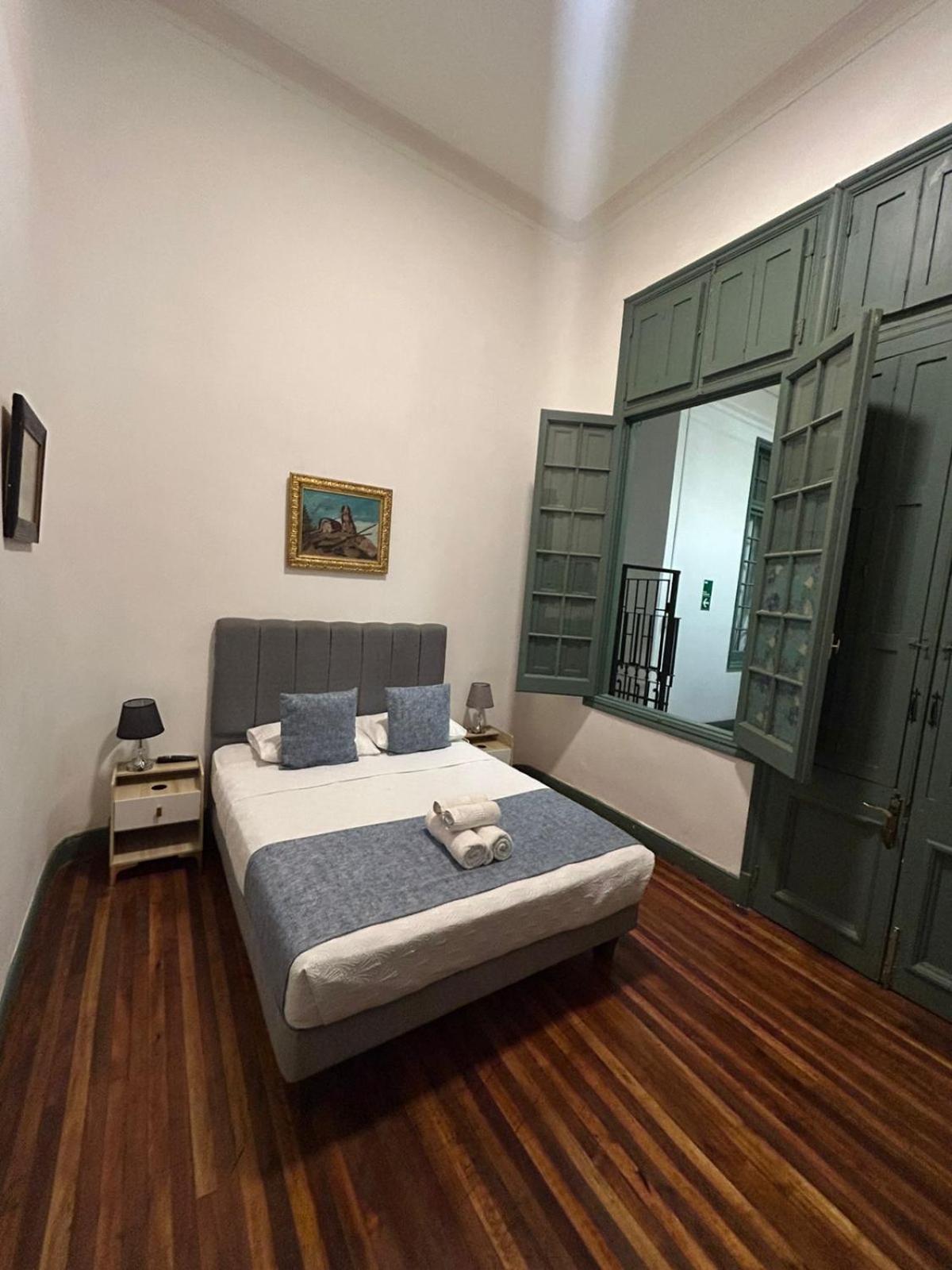 Casa Marina Huerfanos Hotel Santiago Buitenkant foto